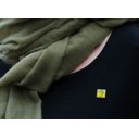 Limited Hearing Speldje Vlindersluiting bevestigd op kleding Limited Hearing Speldje Vlindersluiting bevestigd op kleding