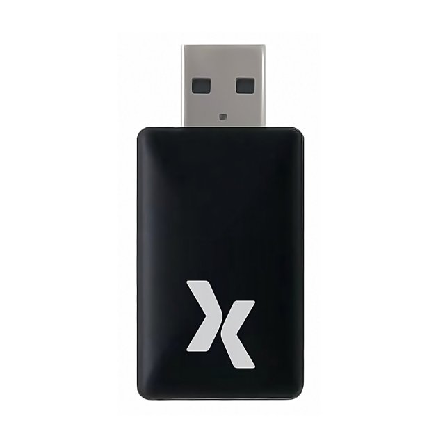 Vooraanzicht van de Maxcom Wave MC02 draadloze CarPlay adapter met USB-aansluiting Vooraanzicht van de Maxcom Wave MC02 draadloze CarPlay adapter met USB-aansluiting